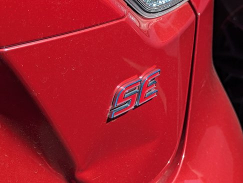 Used 2021 Toyota Corolla SE image 3
