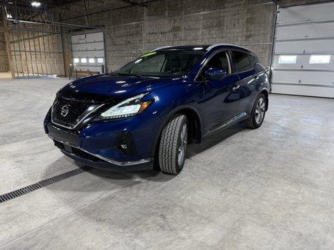 Used 2019 Nissan Murano SV image 3