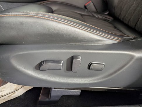 Used 2019 Nissan Maxima SR w/ Premium Package image 17