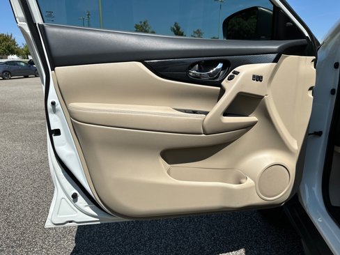 Certified 2019 Nissan Rogue SL w/ Premium Package image 10