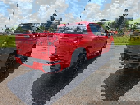Used 2022 Chevrolet Silverado 1500 RST image 5