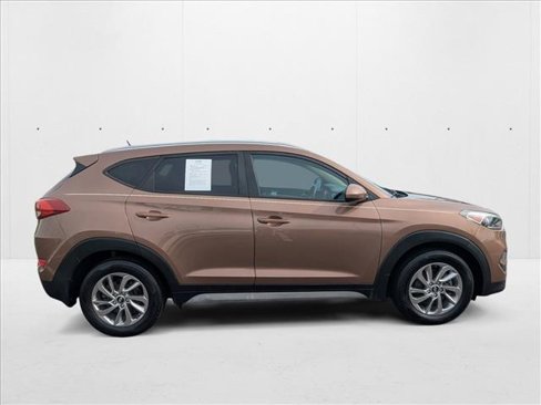 Used 2017 Hyundai Tucson SE image 4