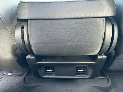 Used 2021 Chevrolet Silverado 1500 Custom w/ Safety Confidence Package image 21