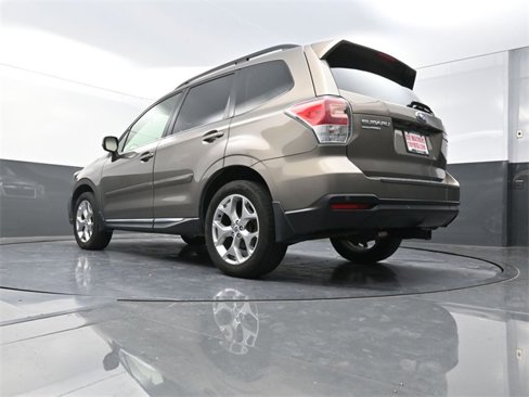 Used 2017 Subaru Forester 2.5i Touring image 31