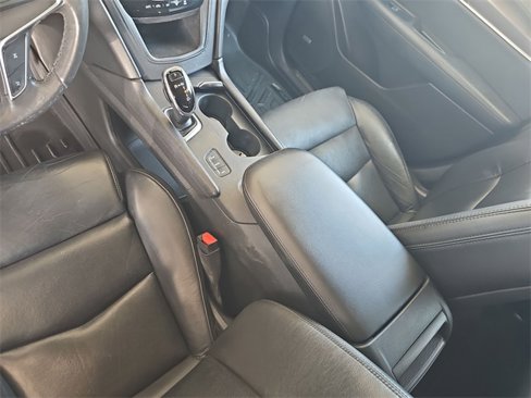 Used 2017 Cadillac XT5 Luxury image 23