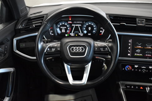 Used 2022 Audi Q3 2.0T Premium image 17