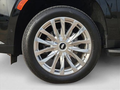 Certified 2024 Cadillac Escalade Premium Luxury image 29