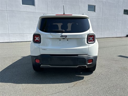 Used 2015 Jeep Renegade Limited image 4
