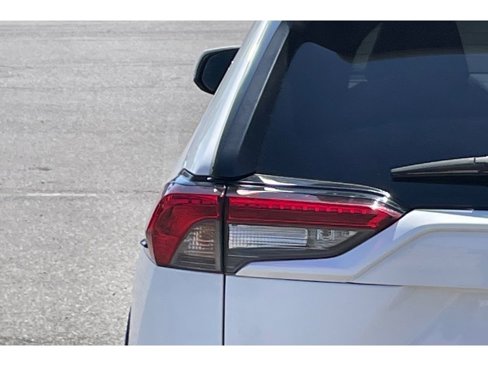 Used 2023 Toyota RAV4 XLE image 43