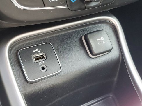 Used 2017 Jeep Compass Latitude w/ Popular Equipment Group image 23
