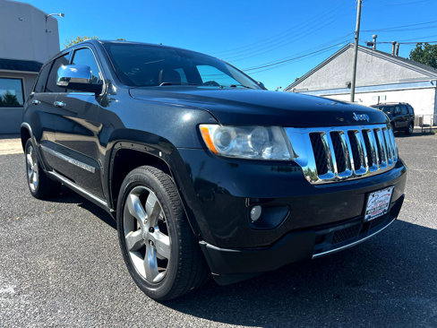 Used 2012 Jeep Grand Cherokee Overland image 3