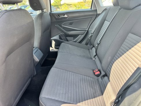 Certified 2024 Volkswagen Jetta S image 11