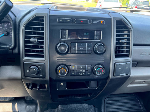 Used 2019 Ford F250 XL w/ Power Equipment Group image 18
