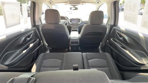 Used 2024 GMC Terrain SLE image 92