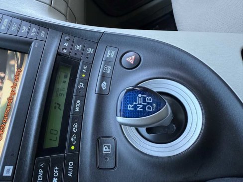Used 2011 Toyota Prius Three image 21