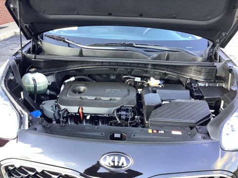 Used 2020 Kia Sportage LX image 15