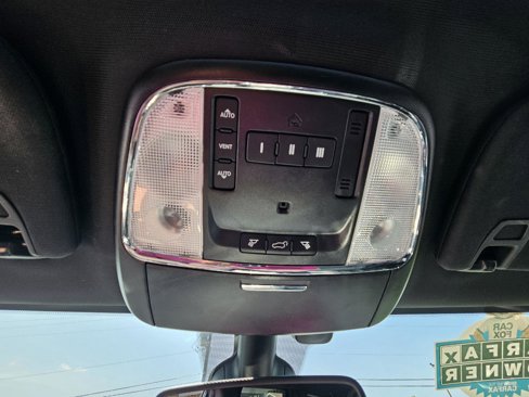 Used 2018 Jeep Grand Cherokee Limited image 11