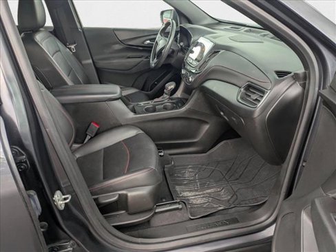 Used 2022 Chevrolet Equinox RS w/ RS Leather Package image 18