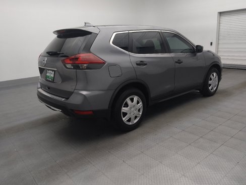 Used 2018 Nissan Rogue S image 10