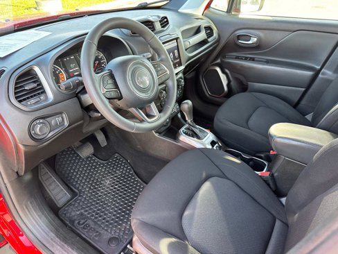 Used 2022 Jeep Renegade Sport image 20