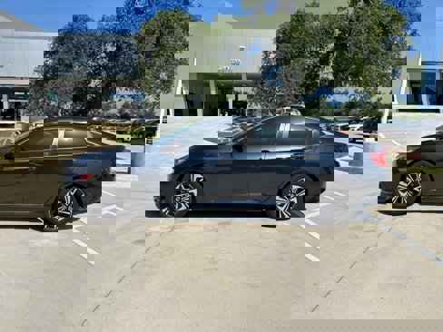 Used 2017 Honda Civic EX-T image 3