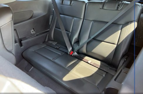 Used 2022 Ford Explorer XLT w/ Equipment Group 202A image 14