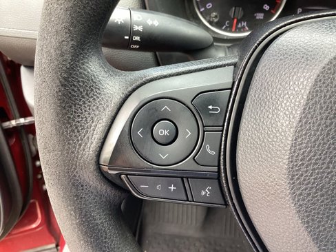Used 2020 Toyota RAV4 LE image 20