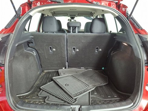 Used 2023 Nissan Kicks SV image 27