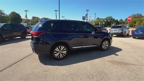 Used 2020 Mitsubishi Outlander ES image 8