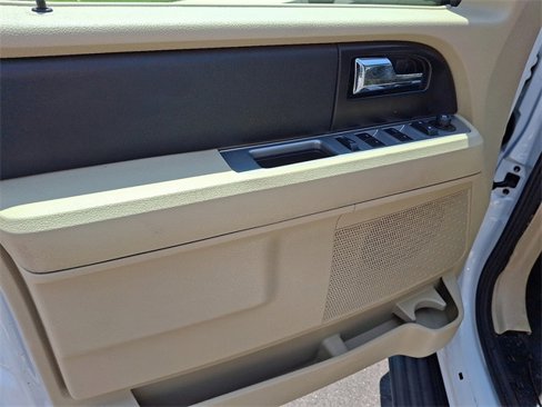 Used 2017 Ford Expedition EL XL image 16