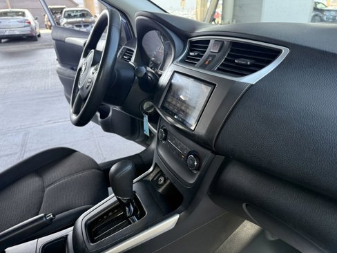 Used 2018 Nissan Sentra S image 20