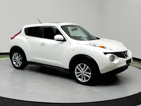 Used 2013 Nissan Juke SV image 3
