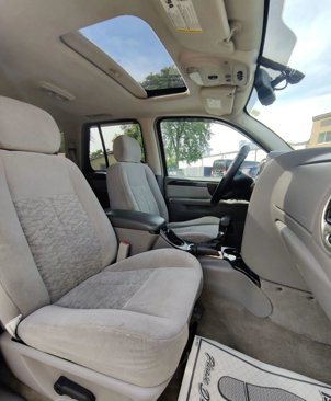 Used 2006 GMC Envoy SLE image 10