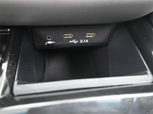 Used 2022 Subaru Outback Premium image 14