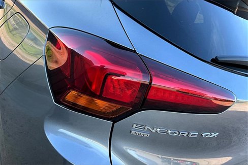 Used 2020 Buick Encore GX Essence w/ Experience Buick Package image 8