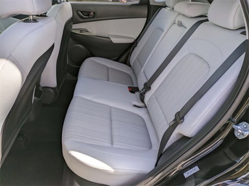 Used 2023 Hyundai Kona SEL image 24