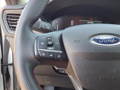 Used 2023 Ford Escape ST-Line image 23