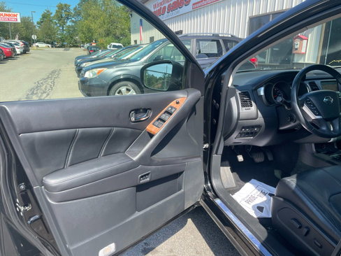 Used 2012 Nissan Murano LE w/ Platinum Pkg image 10