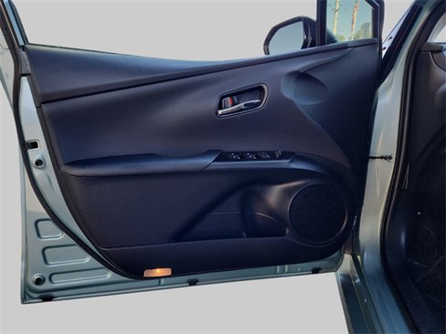 Used 2016 Toyota Prius Three image 26