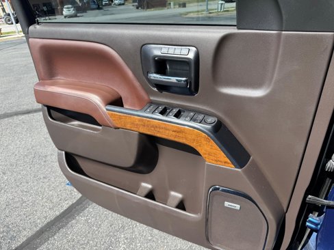 Used 2018 Chevrolet Silverado 1500 High Country image 28