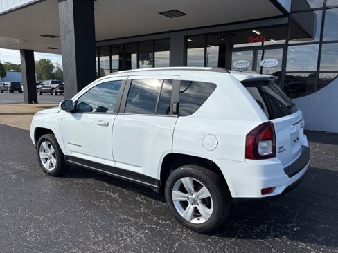 Used 2016 Jeep Compass Latitude image 5