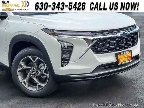 New 2025 Chevrolet Trax LT w/ LT Convenience Package image 2