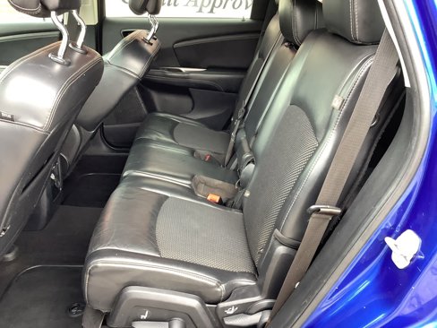 Used 2015 Dodge Journey Crossroad w/ Flexible Seating Group image 9