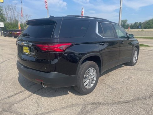 Used 2022 Chevrolet Traverse LT image 4