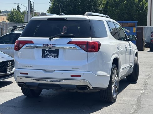 Used 2017 GMC Acadia Denali w/ Technology Package image 6