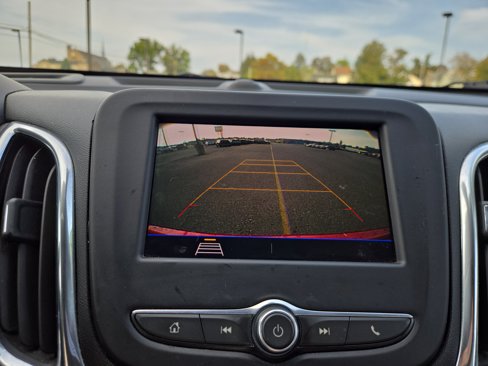Used 2020 Chevrolet Equinox LT image 26