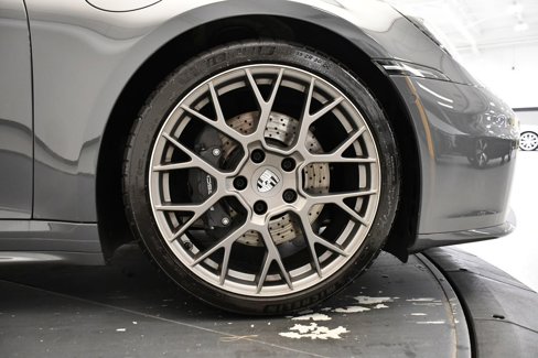 Used 2025 Porsche 911 Carrera image 19