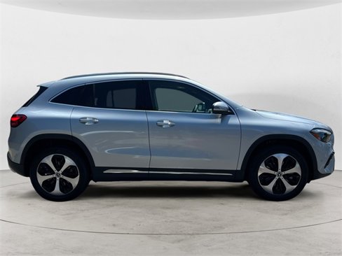 New 2025 Mercedes-Benz GLA 250 4MATIC image 6