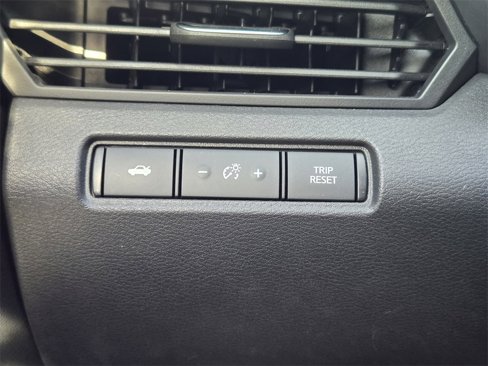 Used 2022 Nissan Altima 2.5 SV image 17