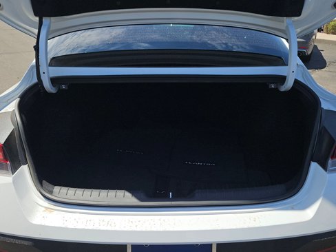 Certified 2025 Hyundai Elantra Sport image 7
